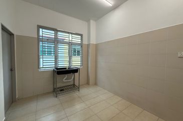 Austin Residence @Taman Mount Austin