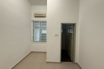 Austin Residence @Taman Mount Austin