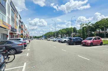 Crest @ Austin Emerald 2