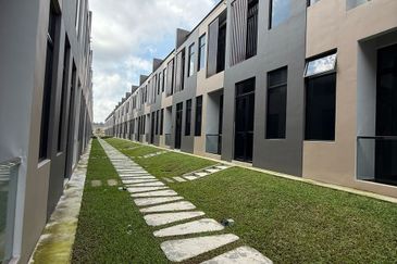 Aurora Resort Villas