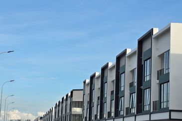 Crest @ Austin Emerald 2