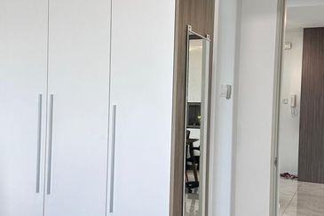 The WaterEdge Residences