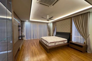 Isola Villa @ Senibong Cove