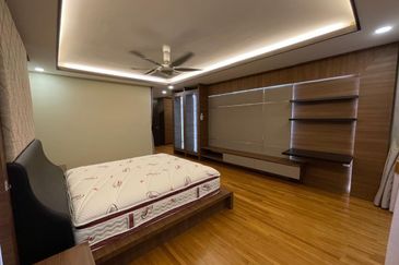 Isola Villa @ Senibong Cove