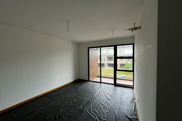 Senibong Cove Waterway Residences