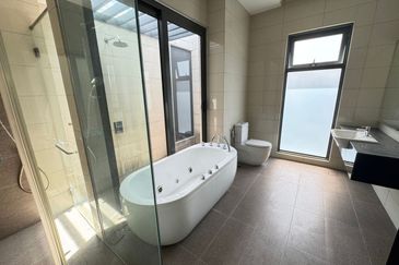 Sunway Lenang Heights