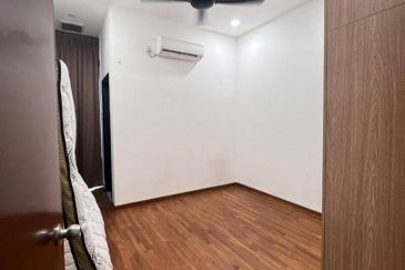 The WaterEdge Residences