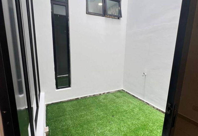 The WaterEdge Residences