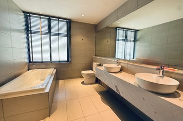 Senibong Cove Waterway Residences