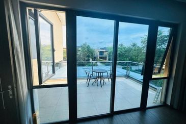 Golf & Resort Forest City, Fringe Villa