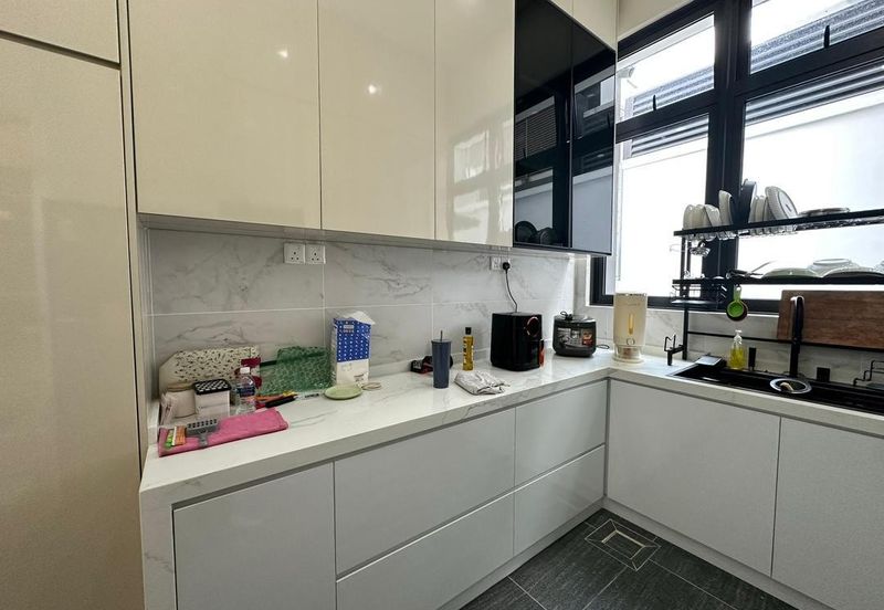 Taman Austin Heights