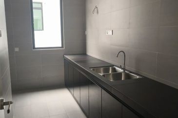 Bandar Baru Seri Alam