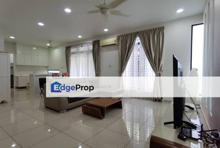 Cluster House in Wateredge Residence Senibong For Sale, Johor, Masai