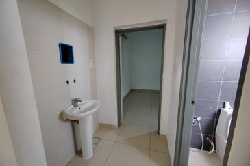 MANHATTAN @ Austin Heights