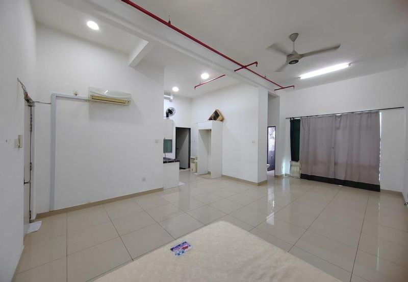 MANHATTAN @ Austin Heights