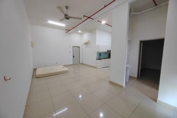 MANHATTAN @ Austin Heights