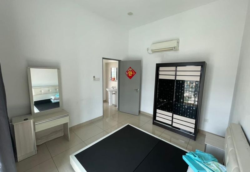 MANHATTAN @ Austin Heights