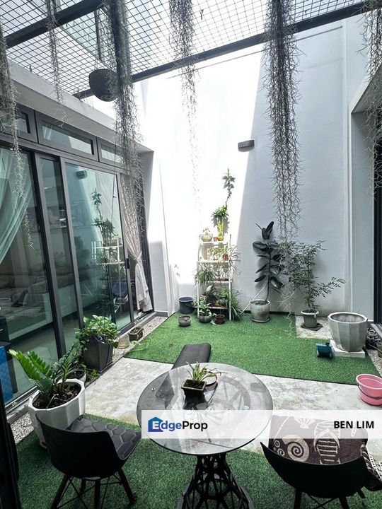 Estuari Garden Double Storey Superlink House For Rent, Johor, Nusajaya