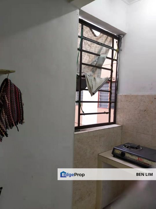 Flat Taman Sri Plentong For Sale, Johor, Masai