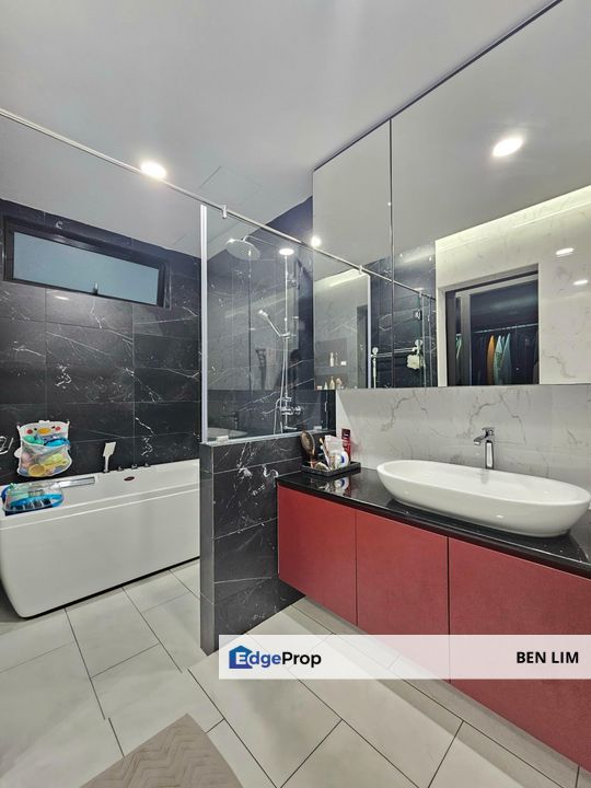 Fully renovated Molek Regency for sale, Johor, Johor Bahru
