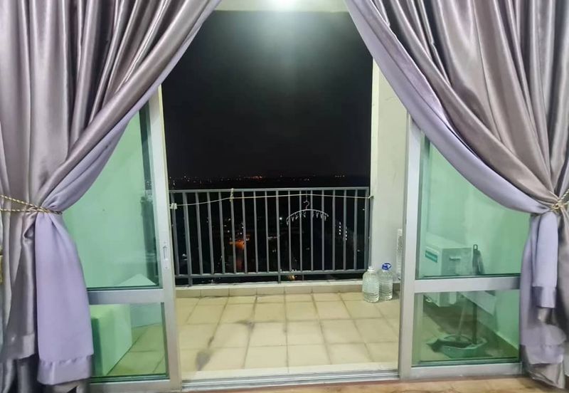 Dedaun Hijau (Greenfield Regency)