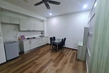 Dedaun Hijau (Greenfield Regency)