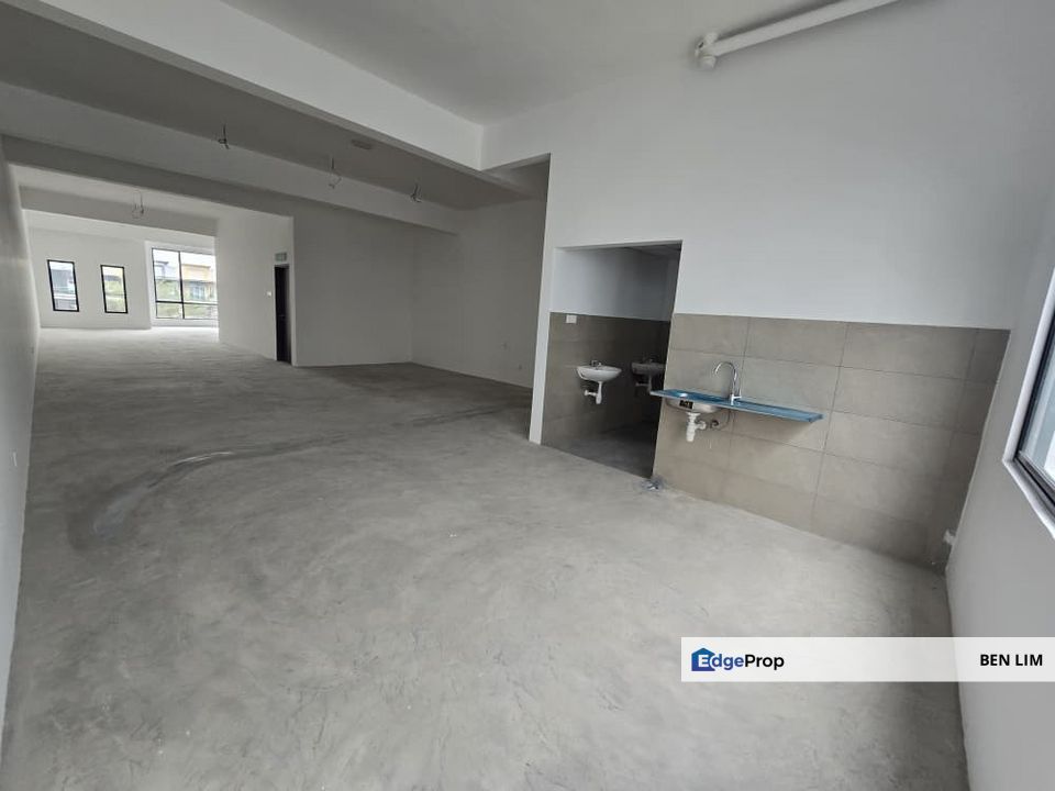 Austin Crest Adjoining Three Storey Shoplot, Johor, Johor Bahru