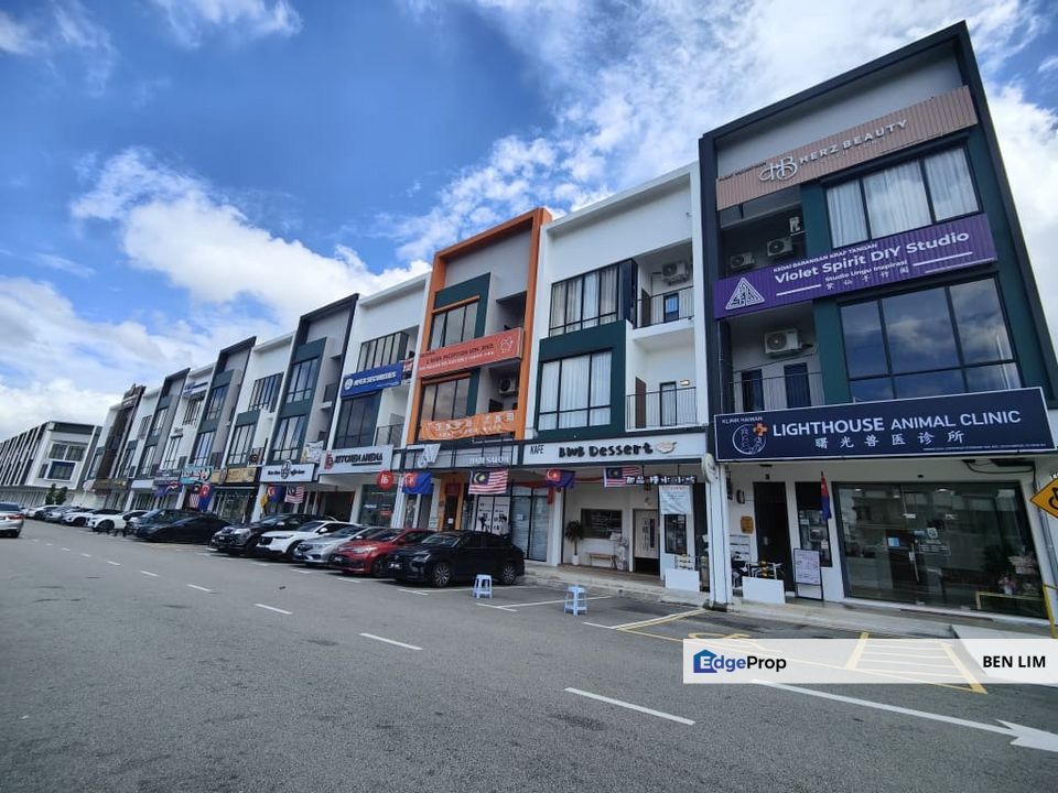 Austin Crest Adjoining Three Storey Shoplot, Johor, Johor Bahru