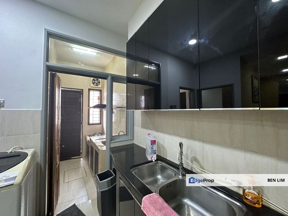 Taman Setia Tropika Double Storey Terrace For Rent, Johor, Setia Tropika