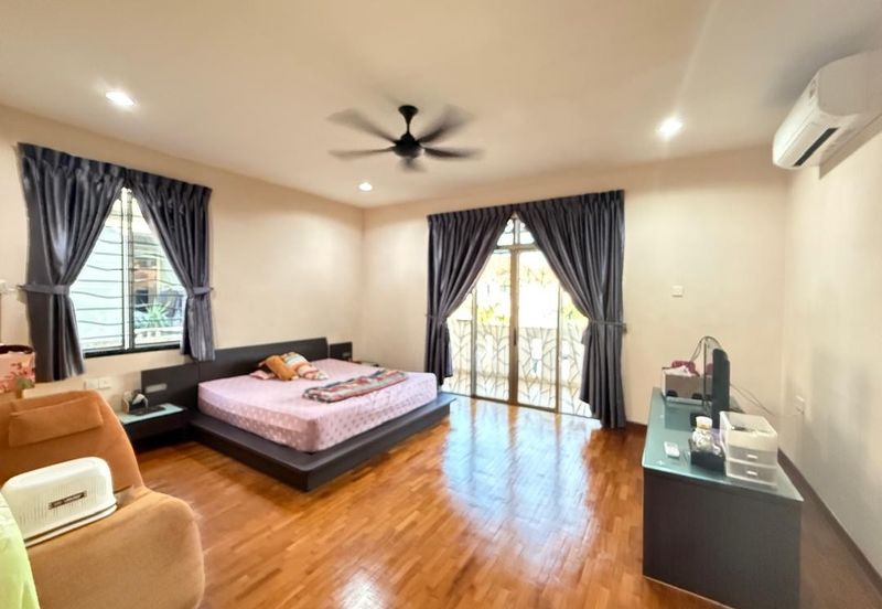 Taman Austin Heights