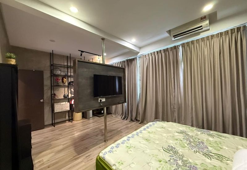 Sky Gardens Residences