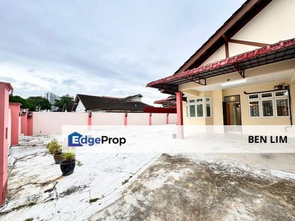Endlot with land‼️1.5 Storey, Taman Molek, Johor, Johor Bahru