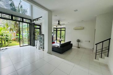 Double Storey Cluster House Setia Tropika Johor Bahru For Sale