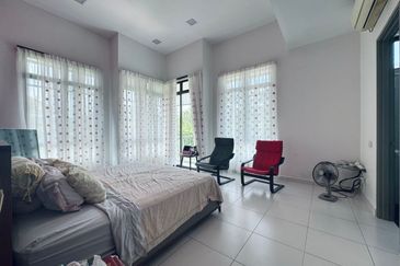 Double Storey Cluster House Setia Tropika Johor Bahru For Sale