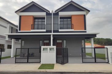 Austin Residence @Taman Mount Austin