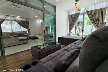 2-Storey Bungalow Fenix Setia Tropika Johor Bahru For Sale