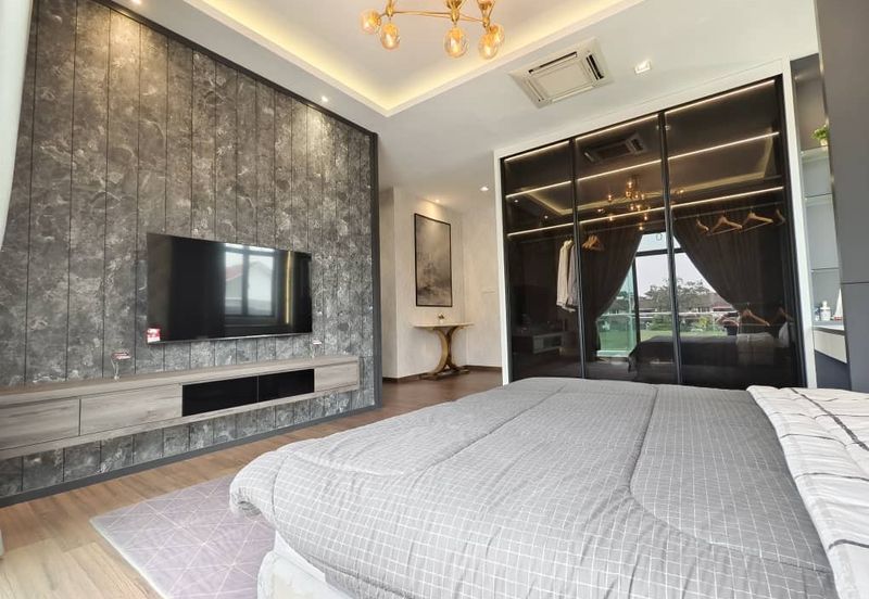 Austin Residence @Taman Mount Austin