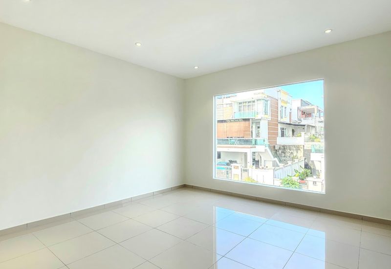 Oleander @ Kempas Utama