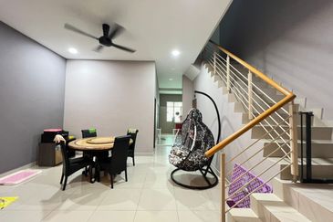 Austin Residence @Taman Mount Austin