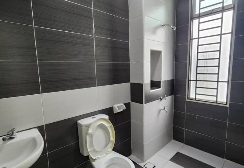 Jalan Kempas Indah 5/10