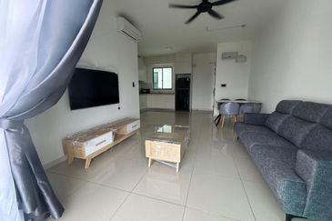 The M @ Medini Macrolink