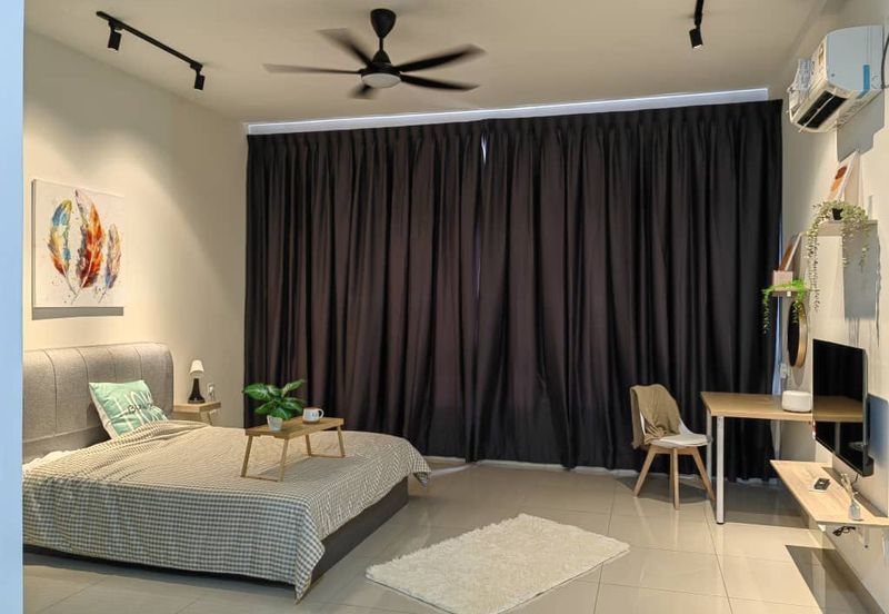 Paragon Suites @ CIQ