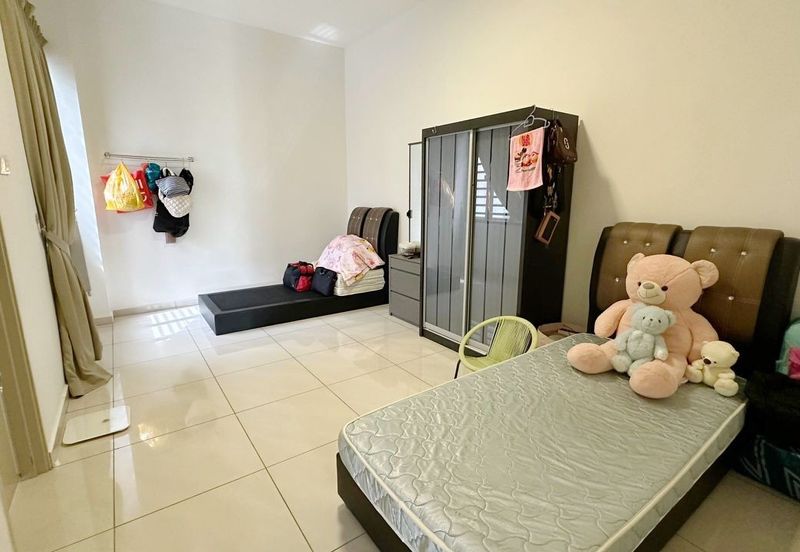 Oleander @ Kempas Utama