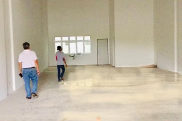 Taman Mount Austin Commercial