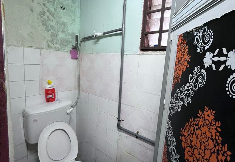 Flat Tasek 64, Bandar Baru Seri Alam
