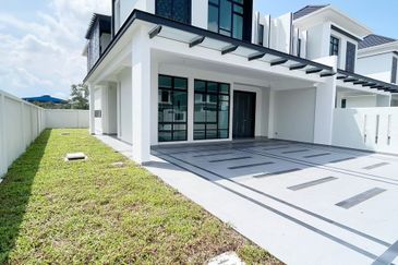 Alocasia Residence Setia Tropika Johor Double Storey Semi-D For Sale