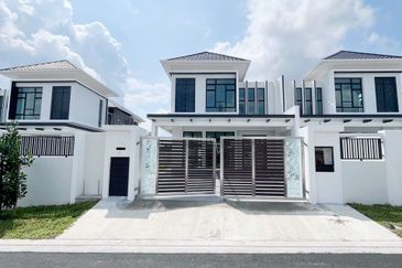 Alocasia Residence Setia Tropika Johor Double Storey Semi-D For Sale