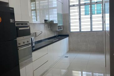 Austin Residence @Taman Mount Austin