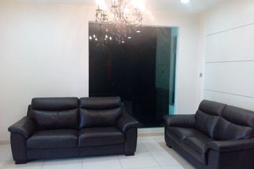 Double Storey Terrace Licuala Garden For Sale