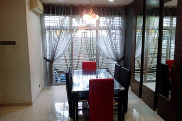 Double Storey Terrace Licuala Garden For Sale